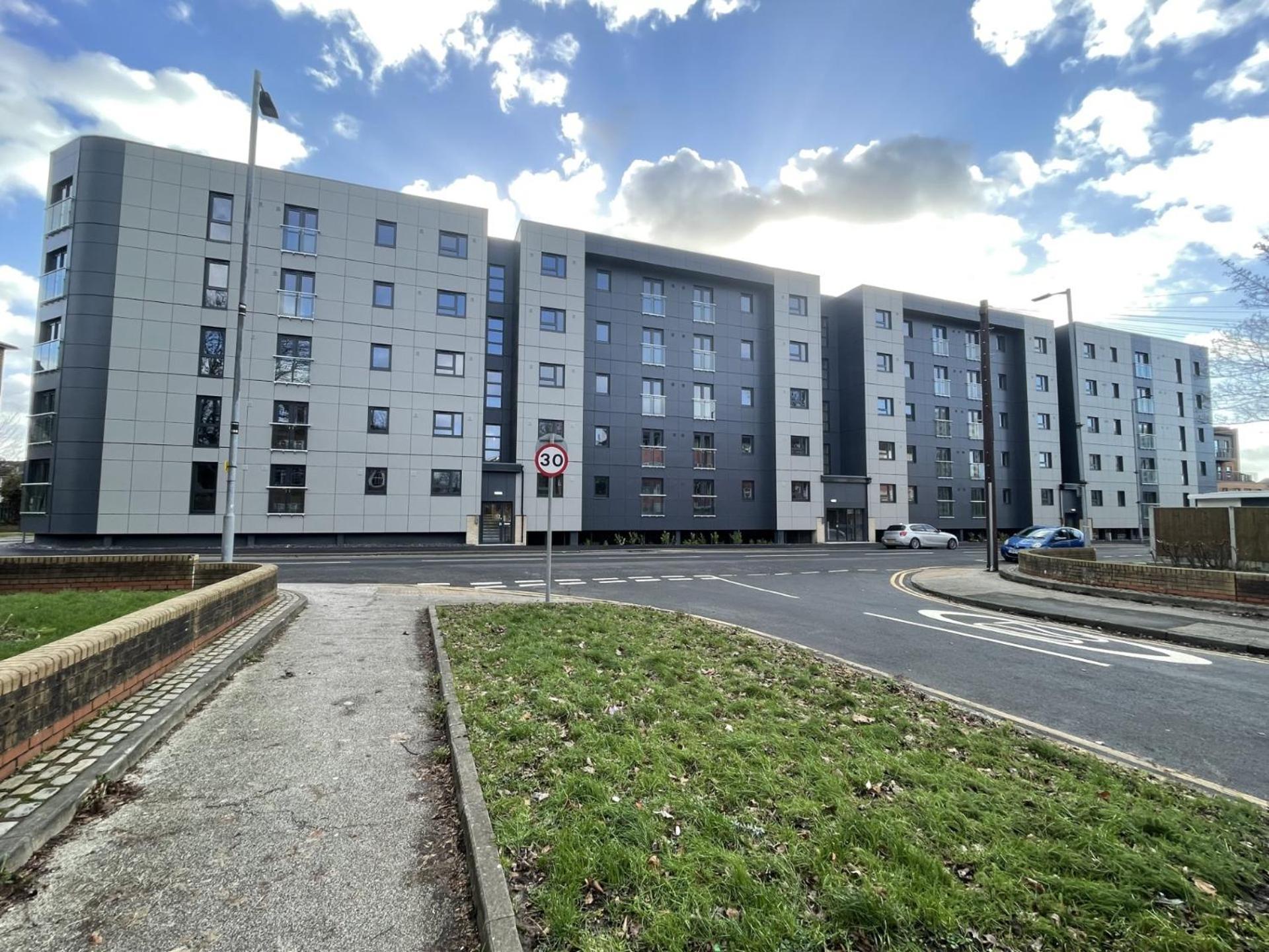 Deluxe New Build 2 Bedroom 2 Bathroom Apartment - Free Secure Parking Manchester Exterior photo
